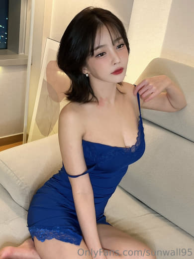 【2023-06-11】Touch my boobs baby..💓.m4v