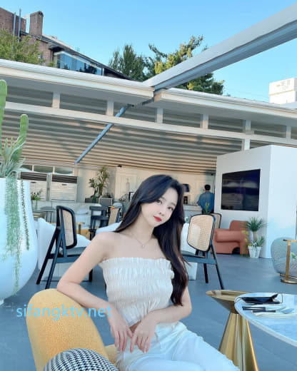 【2023-05-27】masturbate at video call